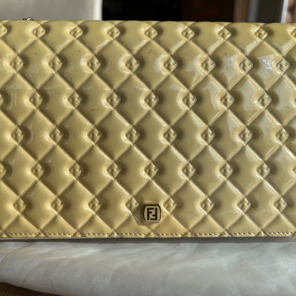 Fendi fendilicious quilted wallet on a chain - Picture 2 of 7